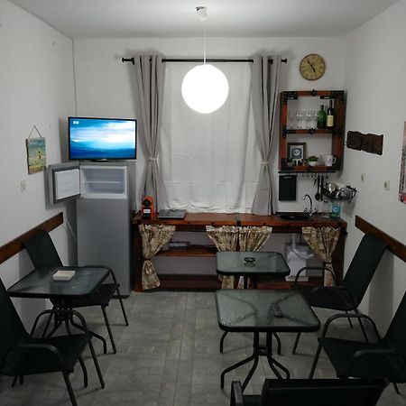 Zemunella Guest House ヘルツェグ・ノヴィ エクステリア 写真