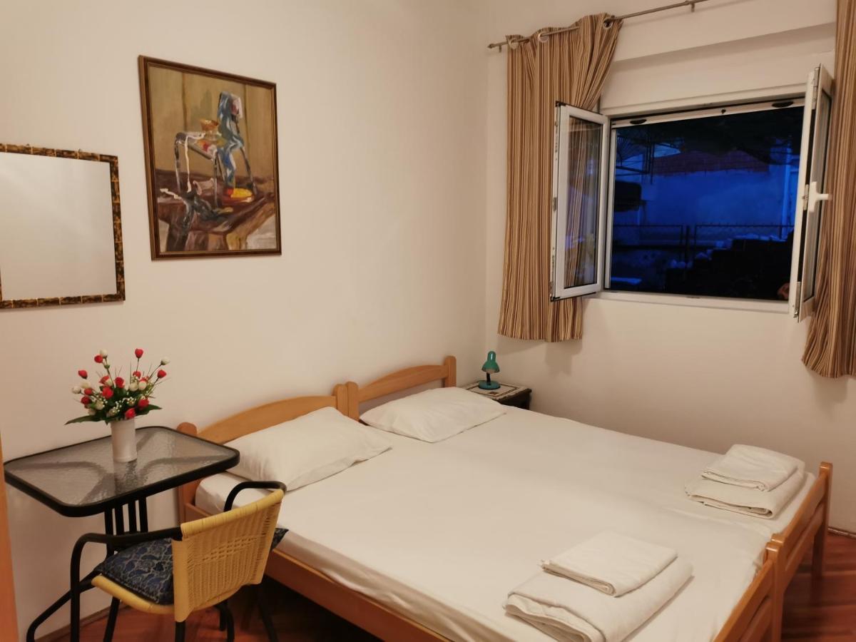 Zemunella Guest House ヘルツェグ・ノヴィ エクステリア 写真