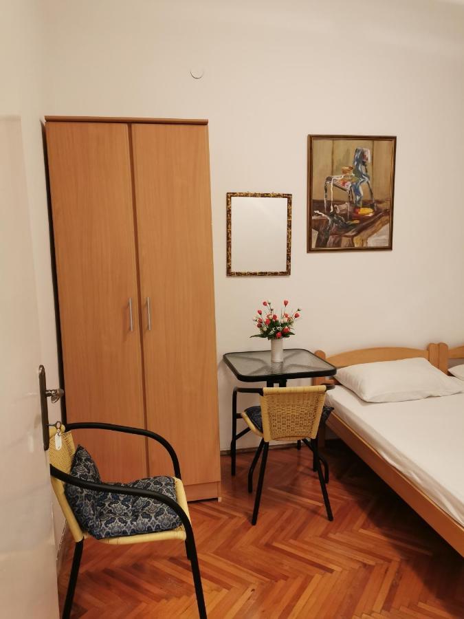 Zemunella Guest House ヘルツェグ・ノヴィ エクステリア 写真