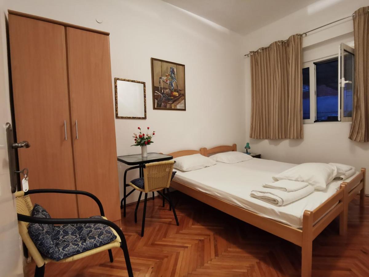 Zemunella Guest House ヘルツェグ・ノヴィ エクステリア 写真