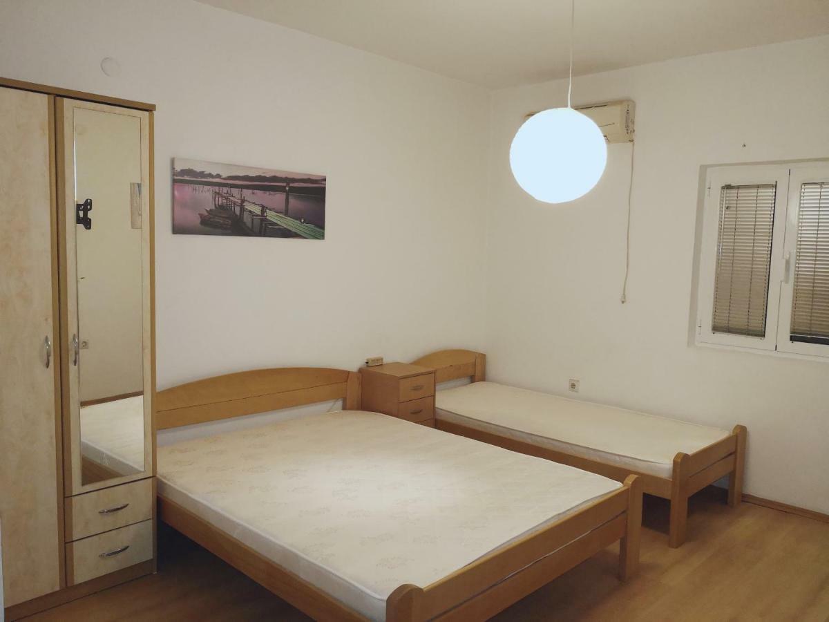Zemunella Guest House ヘルツェグ・ノヴィ エクステリア 写真
